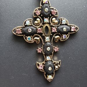 BETSEY JOHNSON Cross Necklace